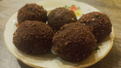 ����