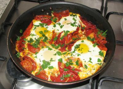 Рецепты из помидор и яиц