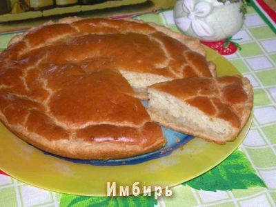Рецепт дня: Закусочный луковый пирог с плавленым сыром