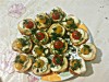 Чесночные гренки с помидорами и сыром Моцарелла